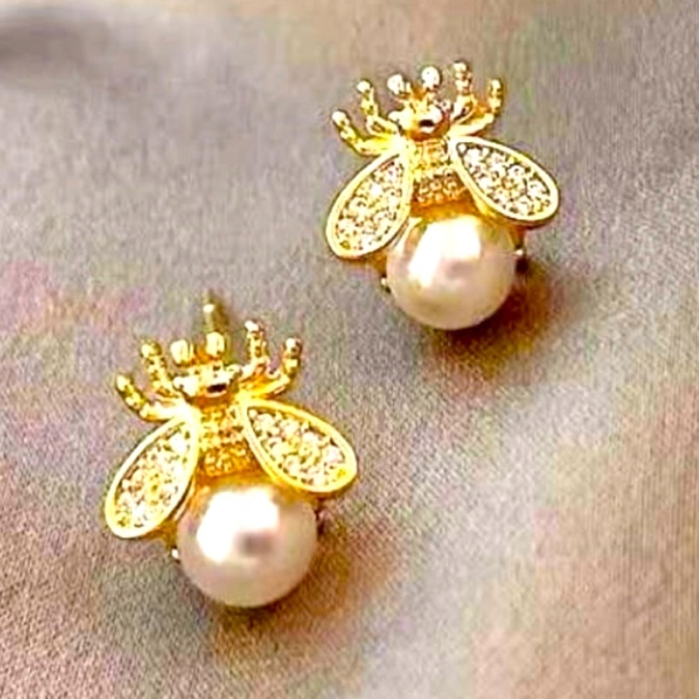 Pearl Beetle Earrings